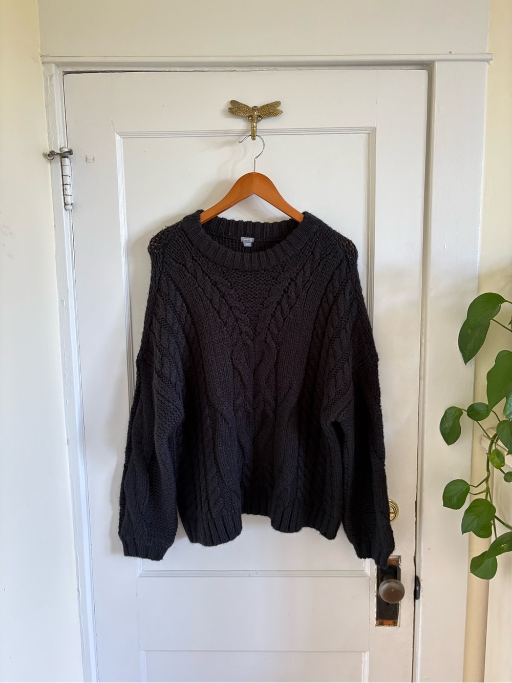 AERIE Black Cable Knit Fisherman Crew Neck Oversized Sweater Medium